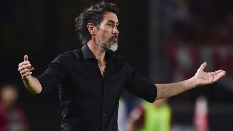 Técnico Eduardo Domínguez recebe proposta do Internacional