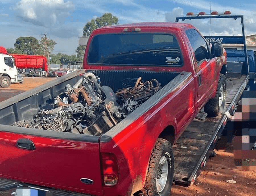 Polícia recebe denúncia e recupera caminhonete carregada com quatro motores em Seberi