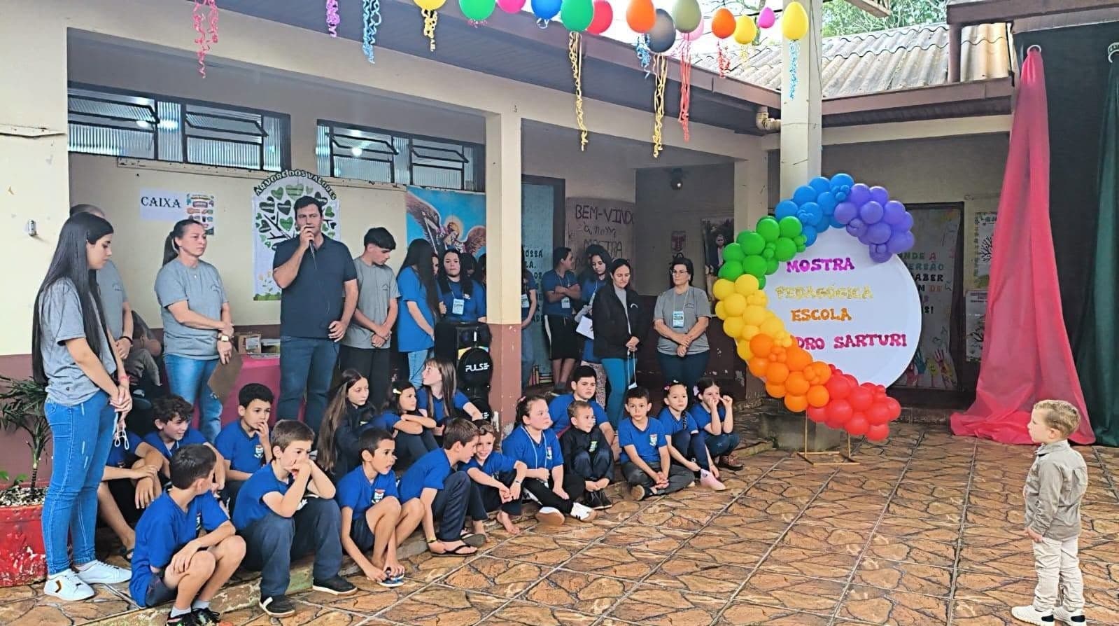 Escola Pedro Sarturi realiza Mostra Pedagógica em São Miguel do Braga