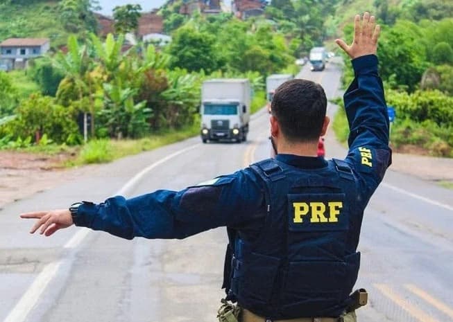 PRF intensifica fiscalização nas rodovias até domingo 