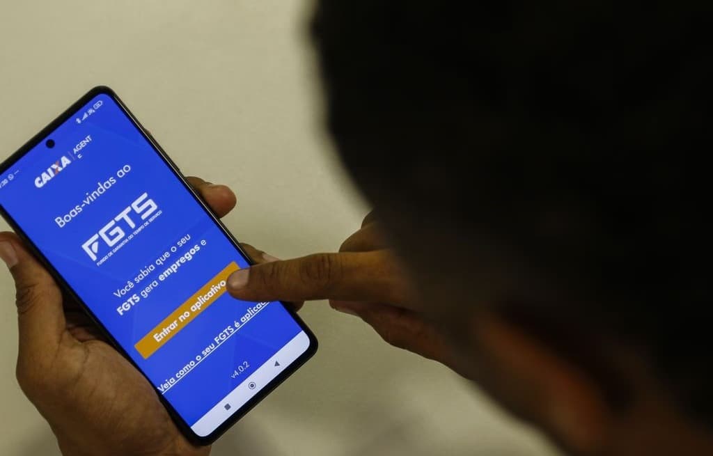 Governo libera saldo do FGTS retido pelo saque-aniversário
